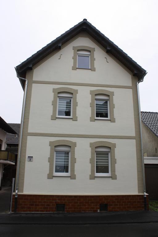 Gaestehaus Bachmann Dutenhofen 외부 사진